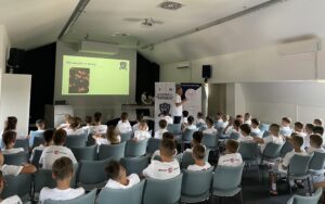 IMG_7766-min-300x188