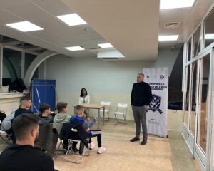 IMG_6854-min-300x240